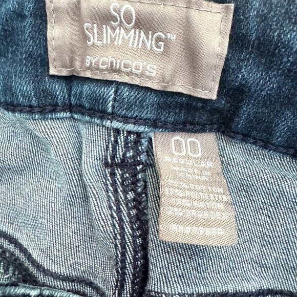 CHICOS So Slimming Stretch Denim Straight Leg Jeans Women's 00 2 4 - Picture 4 of 5